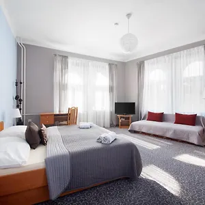 Szálloda Bell, Prága