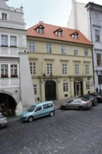 Little Town Budget Hotel Prága
