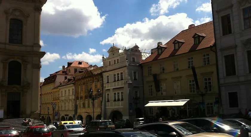 Little Town Budget Hotel Prága